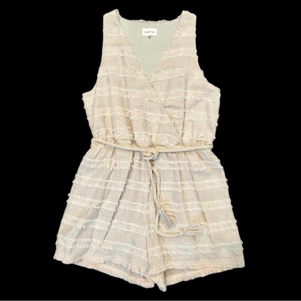 SUGAR LIPS, NWOT, CREAM COLOR, EYELASH TRIM ROMPER. SLEEVELESS, V-NECK. SIZE M
